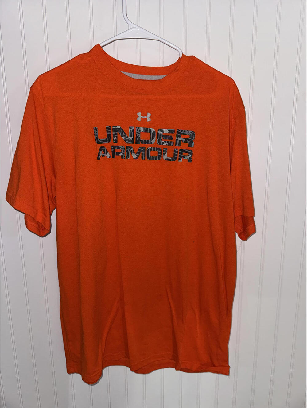 Mens Under Armour HeatGear Orange Large Short Sleeve Shirt